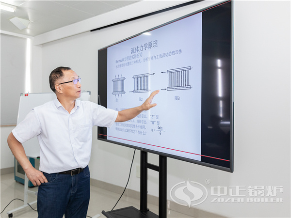 قدم تشو تشيوبينغ باعتباره نائب المدير العام لشركة زوزان تدريبًا مهنيًا احترافيًا للخميع
